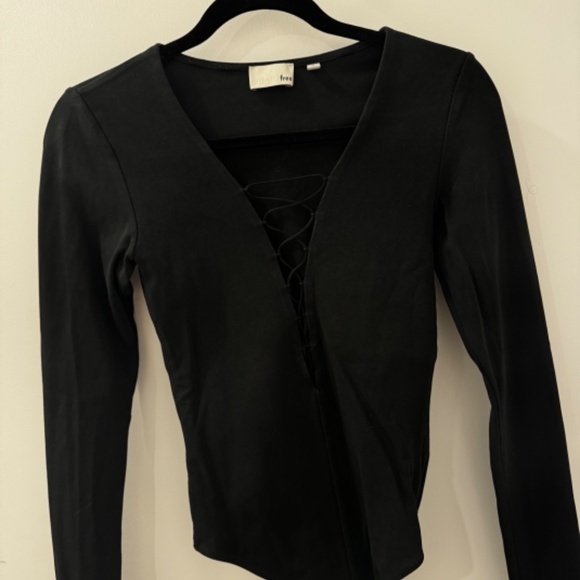 Wilfred Aritzia Free Mayowa Black Lace Up Bodysuit, Size Medium - Picture 9 of 12